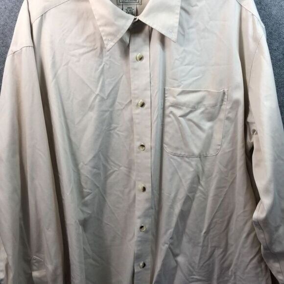 L.L. Bean Tan men long sleeve button down shirt size XL - Picture 3 of 10